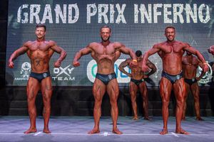 CLASSIC PHYSIQUE НОВИЧКИ